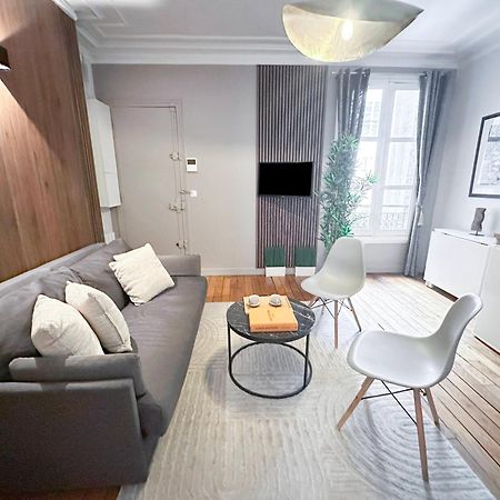 Apartamento Unique Flat Near Louvre & Palais Royal París Exterior foto