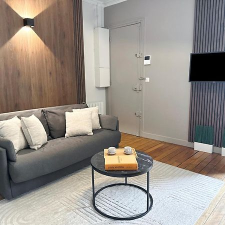 Apartamento Unique Flat Near Louvre & Palais Royal París Exterior foto