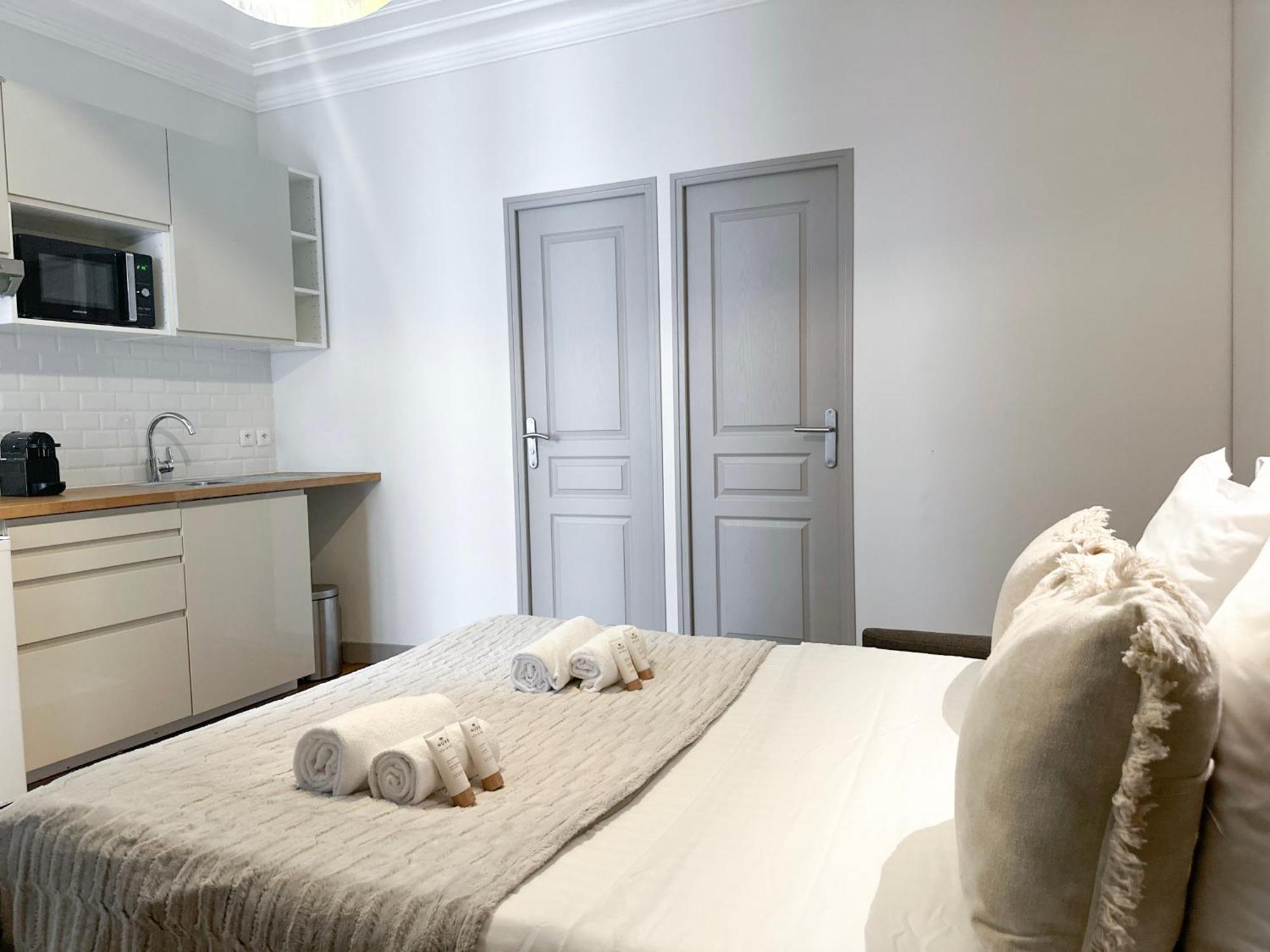 Apartamento Unique Flat Near Louvre & Palais Royal París Exterior foto