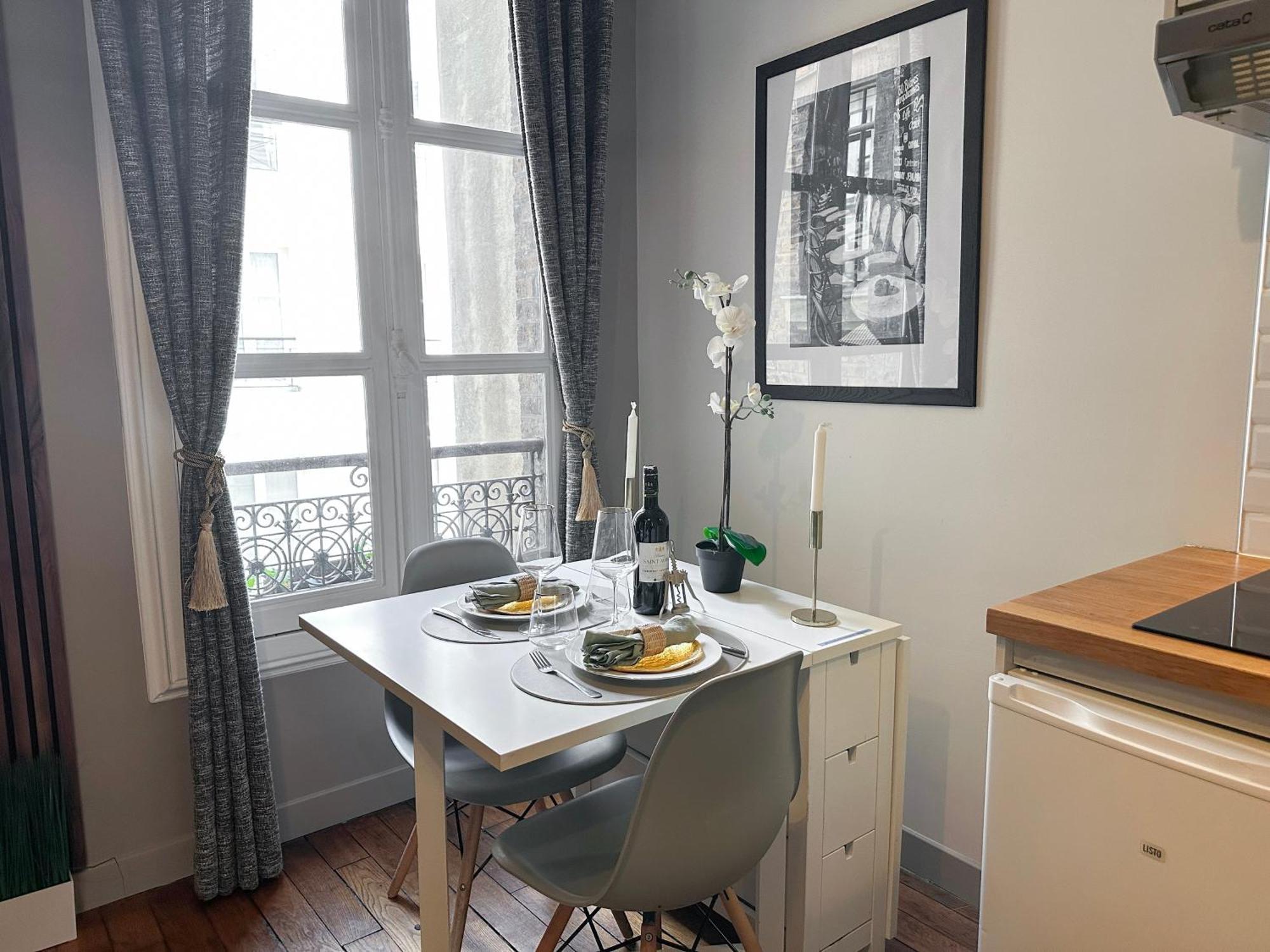 Apartamento Unique Flat Near Louvre & Palais Royal París Exterior foto