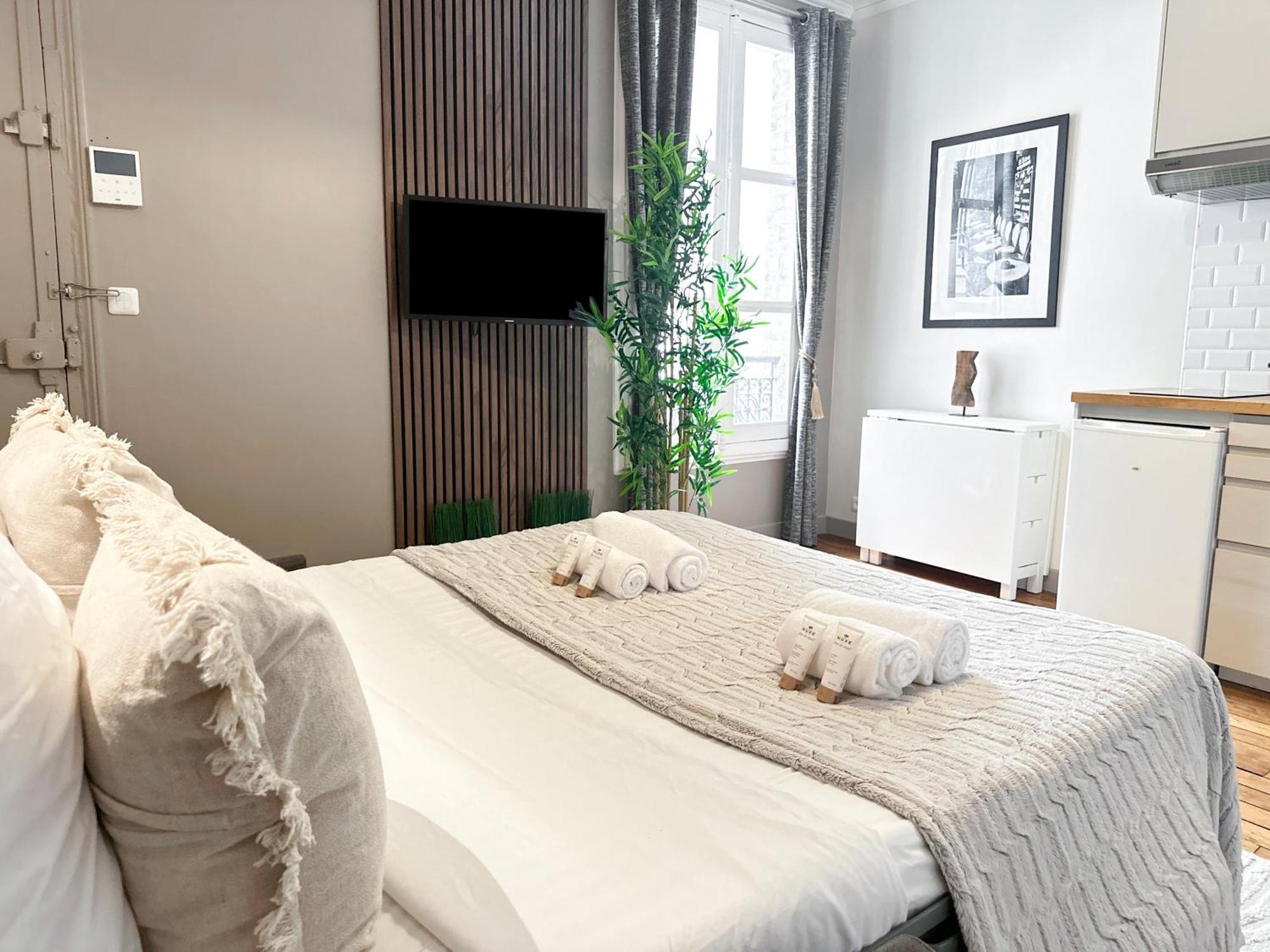 Apartamento Unique Flat Near Louvre & Palais Royal París Exterior foto